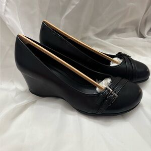 Apt. 9 Black Wedge Pumps Size 8 – New (READ)
